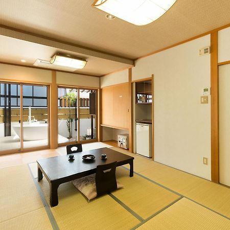 Yuraku Hotel Awara Esterno foto