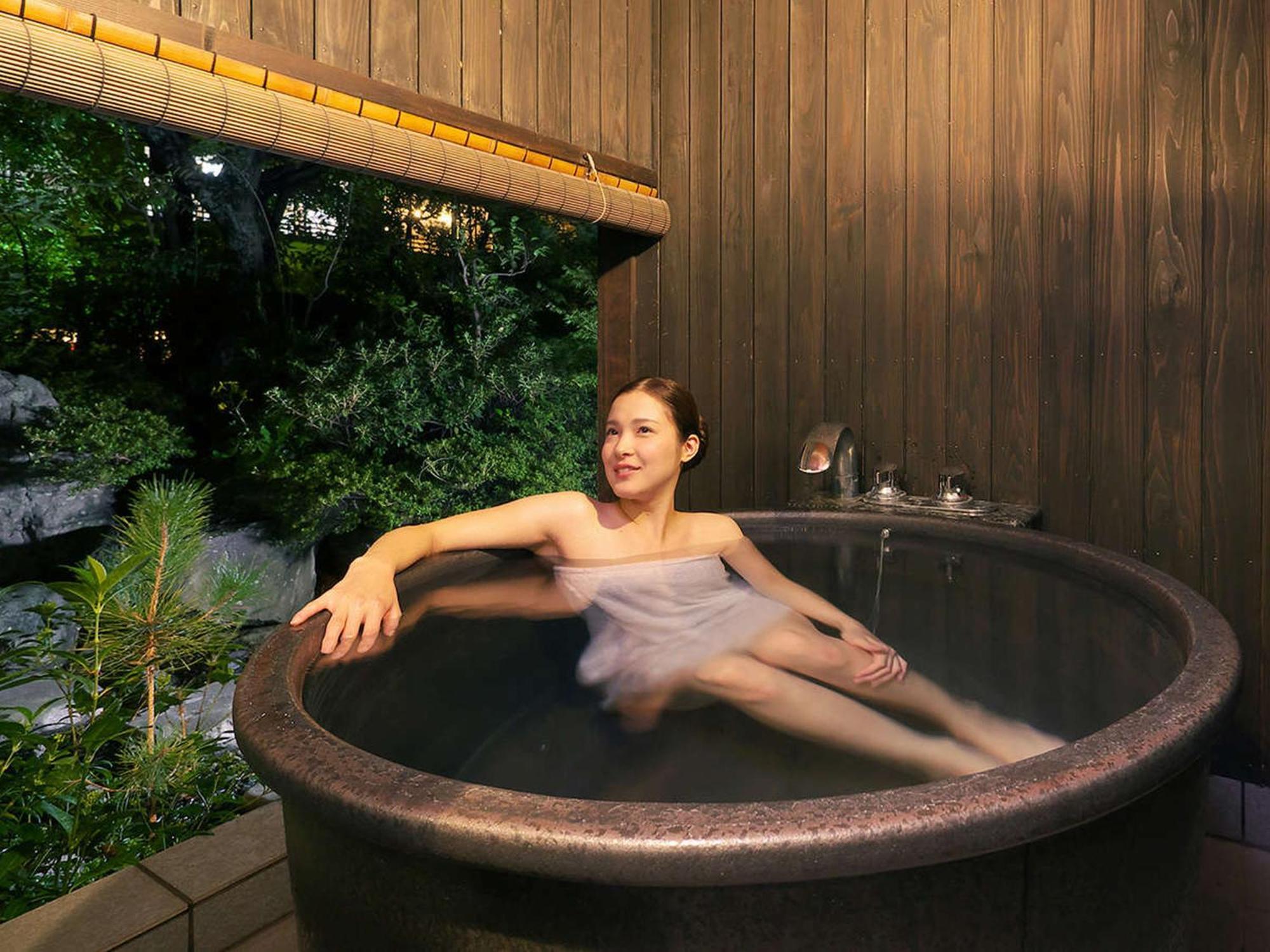 Yuraku Hotel Awara Esterno foto