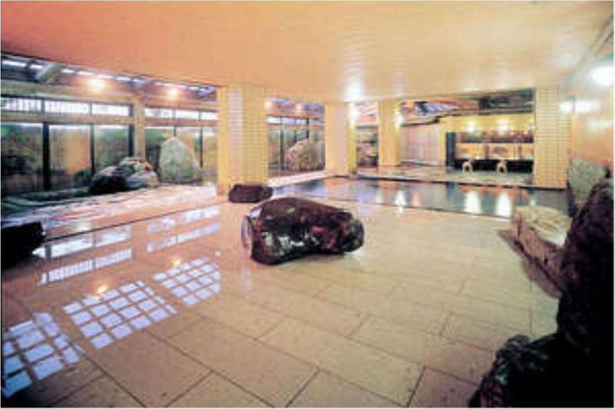Yuraku Hotel Awara Esterno foto