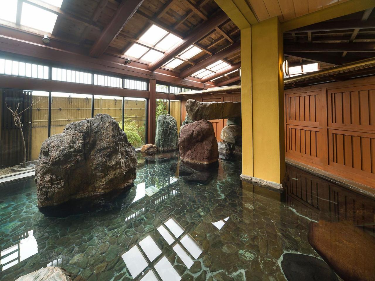 Yuraku Hotel Awara Esterno foto