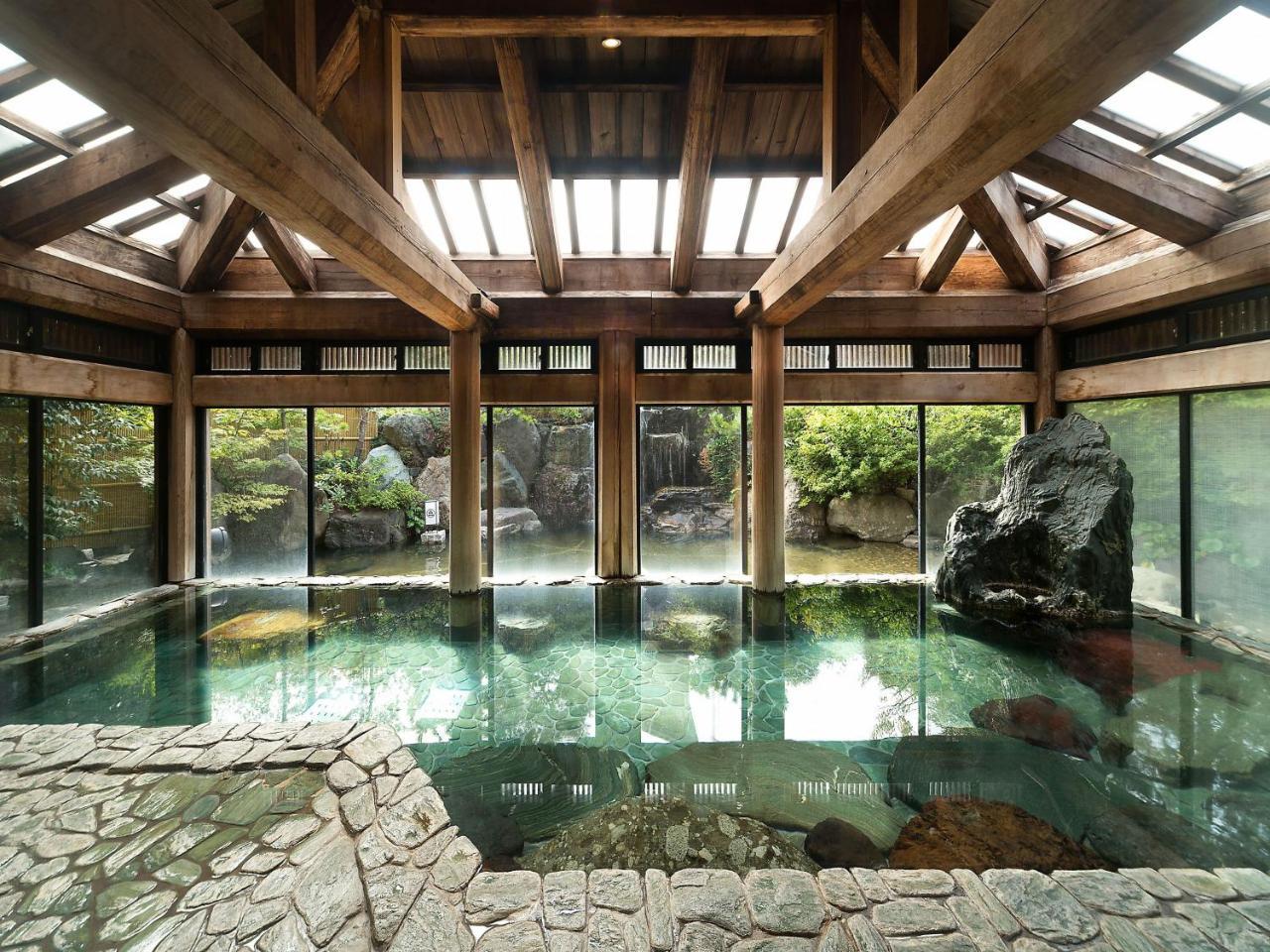 Yuraku Hotel Awara Esterno foto