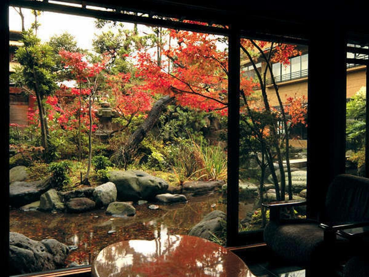 Yuraku Hotel Awara Esterno foto